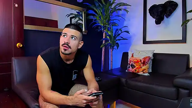 Markboyl online show from February 14, 1:18 pm