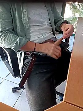 Laviestbelle online show from November 3, 2:30 pm