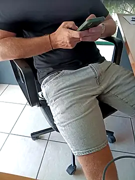 Laviestbelle online show from September 10, 2:05 pm