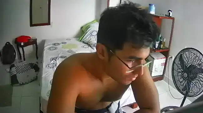 Snapshot of lechero226 chatting on January 2, 8:35 pm lechero226 online show from January 2, 8:35 pm