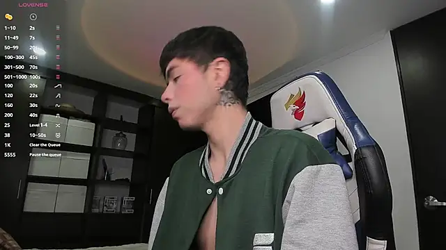 Snapshot of _morghan_ chatting on February 5, 3:13 am  morghan  online show from February 5, 3:13 am