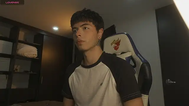 Snapshot of _morghan_ chatting on October 16, 12:51 am  morghan  online show from October 16, 12:51 am