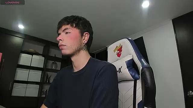 Snapshot of _morghan_ chatting on February 18, 3:10 am  morghan  online show from February 18, 3:10 am