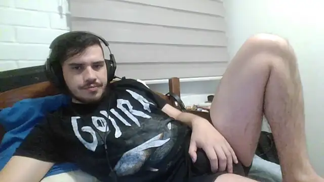 Snapshot of hung_weeb chatting on January 27, 3:47 am hung weeb online show from January 27, 3:47 am