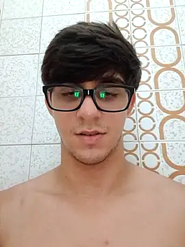 DaviFerreira3 online show from April 9, 10:05 pm