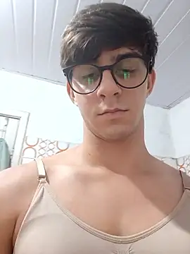 DaviFerreira3 online show from March 31, 9:16 pm