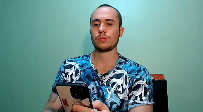 Snapshot of juan__jimenez chatting on February 22, 9:34 am juan  jimenez online show from February 22, 9:34 am