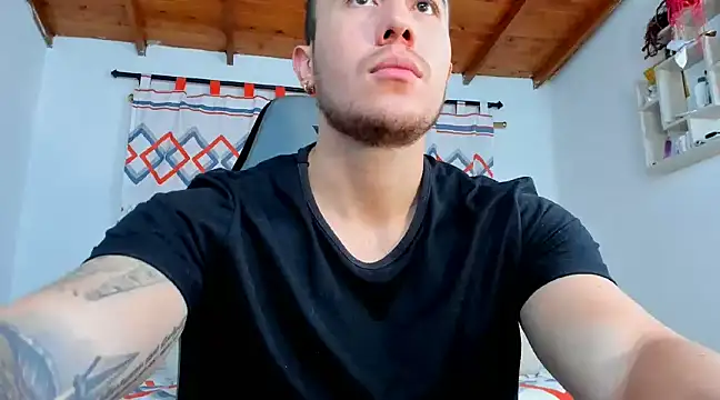 Snapshot of juan__jimenez chatting on March 18, 6:17 pm juan  jimenez online show from March 18, 6:17 pm