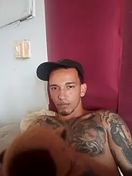 SnoopJjuu online show from April 4, 3:20 pm