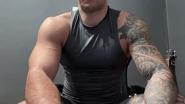 Mr YourGod online show from February 7, 2:02 pm