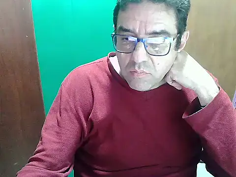 FernandoReuterG online show from October 14, 2:07 am