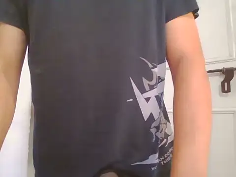 valyriansteel2 online show from December 4, 9:27 am