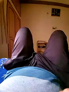 vansh1802 online show from January 31, 8:22 am