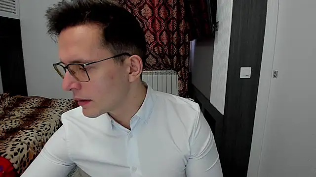 sexxymuscles4u online show from February 20, 8:06 am