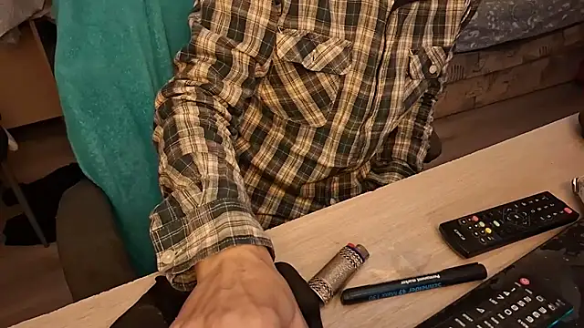 Snapshot of Danyell_K287 chatting on March 2, 6:24 pm Danyell K287 online show from March 2, 6:24 pm