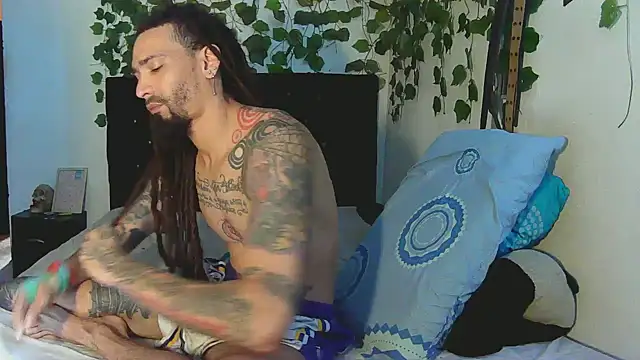 caribbeanlover1 online show from January 10, 2:32 pm