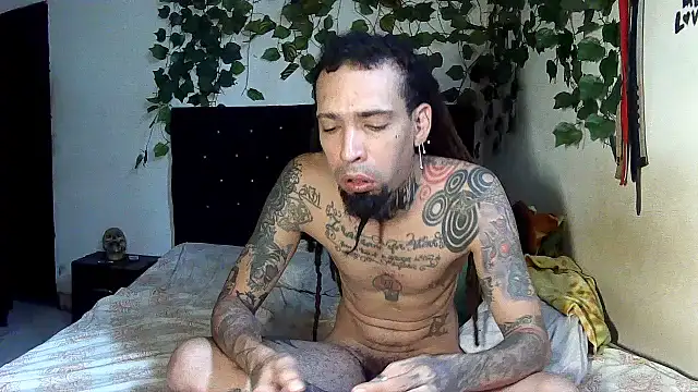 caribbeanlover1 online show from July 13, 2:41 pm