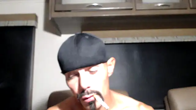 ThickD2C online show from February 18, 9:23 pm