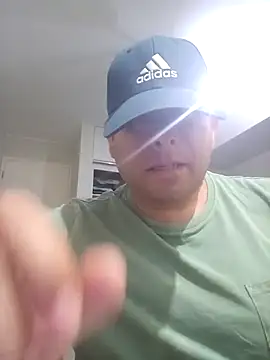 chicoguapo8 online show from February 23, 12:04 am