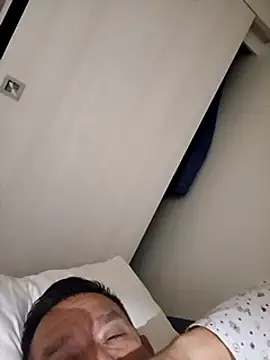 chicoguapo8 online show from February 20, 7:55 am