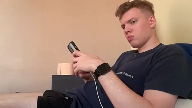 sexybooii6968 online show from September 12, 4:18 pm