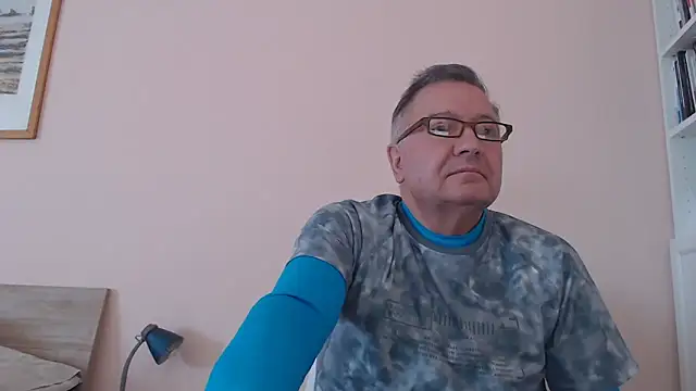 YOU6me online show from September 29, 9:08 am