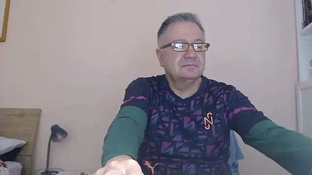 YOU6me online show from October 28, 4:31 pm