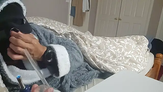 AmateurGuy23 online show from September 10, 7:56 pm