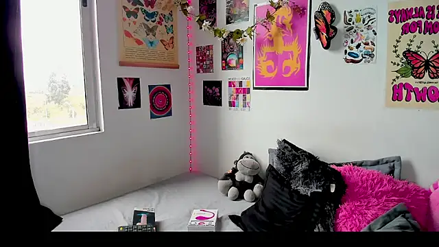 johnnyalx online show from October 1, 5:17 pm