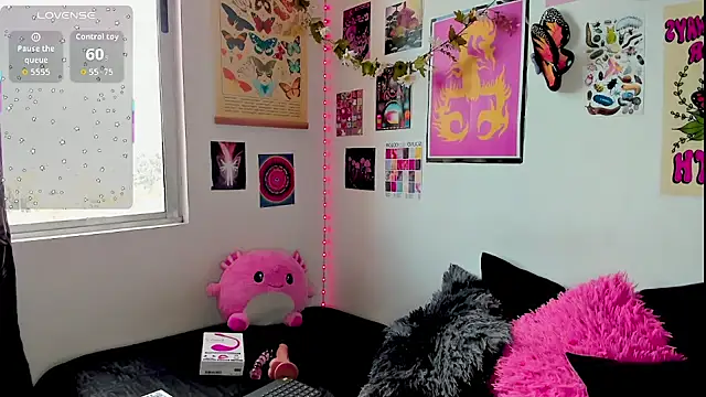 johnnyalx online show from October 2, 5:17 pm