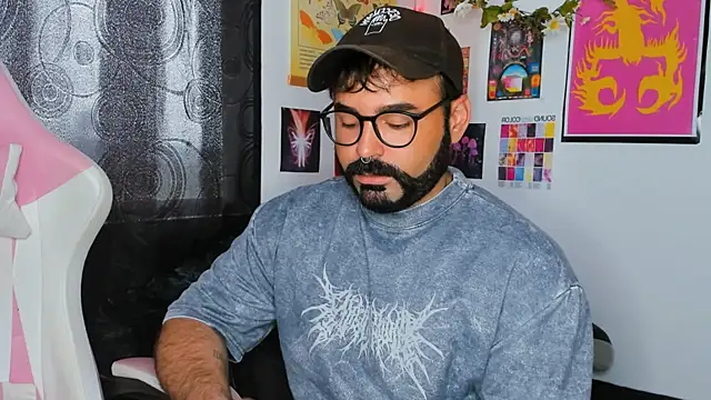 johnnyalx online show from March 1, 7:37 pm