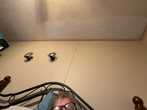 jck1m0t online show from November 9, 7:23 am