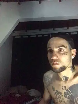 Snapshot of Christian_Stiven1 chatting on December 12, 1:32 am Christian Stiven1 online show from December 12, 1:32 am