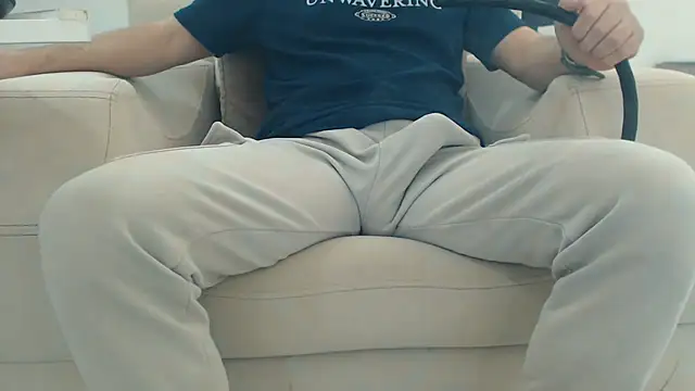 masterxmonster online show from January 9, 11:48 am