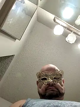 Mark691984 online show from December 5, 5:26 am