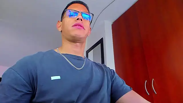 Snapshot of _John_Boy_ chatting on September 8, 7:02 pm  John Boy  online show from September 8, 7:02 pm