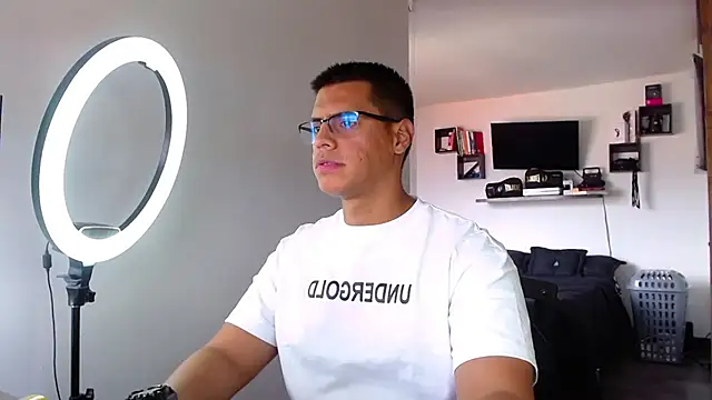  John Boy  online show from April 2, 7:33 pm