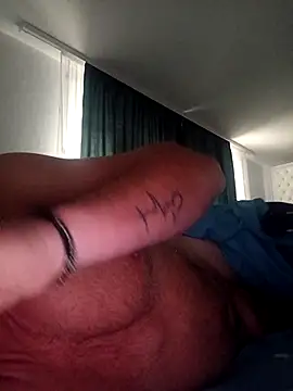 Snapshot of Adry1986 chatting on October 2, 4:38 am Adry1986 online show from October 2, 4:38 am