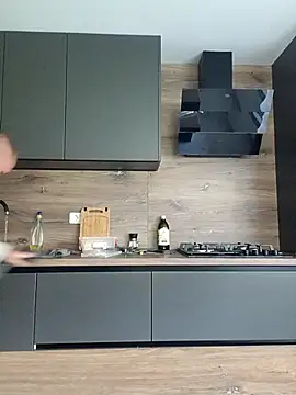 Snapshot of Adry1986 chatting on September 18, 11:45 am Adry1986 online show from September 18, 11:45 am