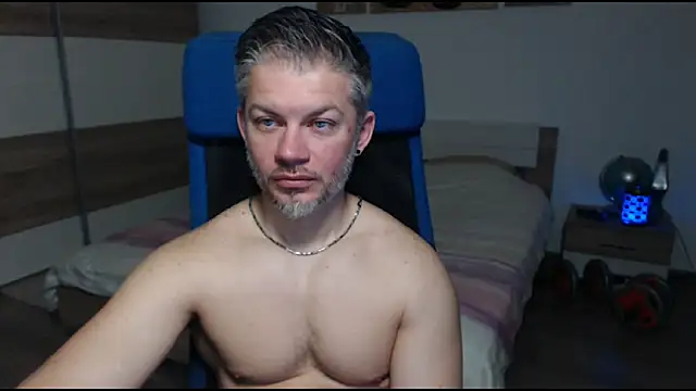 RobbyShawz online show from March 19, 6:35 am