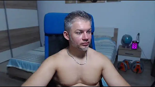 RobbyShawz online show from September 19, 8:59 am