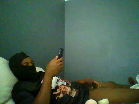 Snapshot of TitularAdaption chatting on October 26, 6:37 am TitularAdaption online show from October 26, 6:37 am