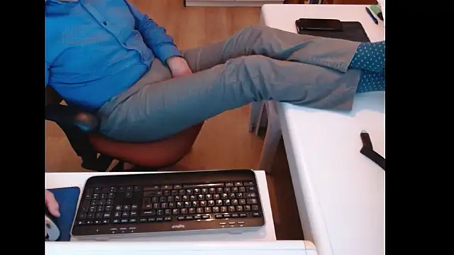 dutchpornking online show from November 19, 12:27 pm