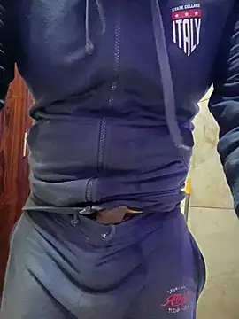 luciferdxm5 online show from February 4, 9:15 am