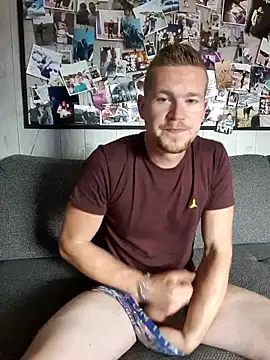 Playbunniboy online show from July 26, 9:28 am