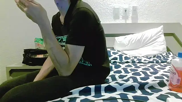 Latinopervs online show from April 15, 6:35 am