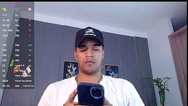 Bigcock 21cm  online show from March 15, 7:38 pm