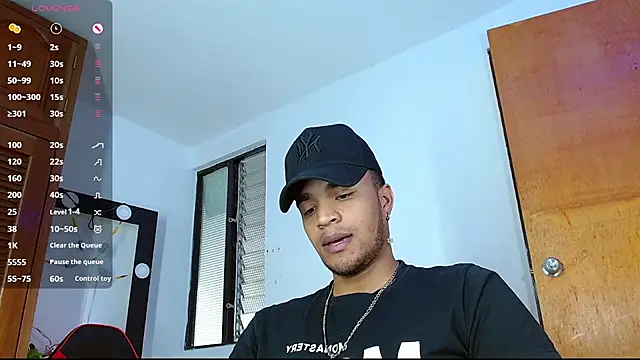 Bigcock 21cm  online show from February 25, 1:50 pm