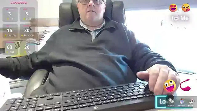 bigbadjon69 online show from January 6, 3:29 pm