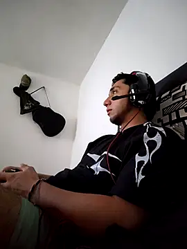 Miguelgel578 online show from September 18, 3:03 pm